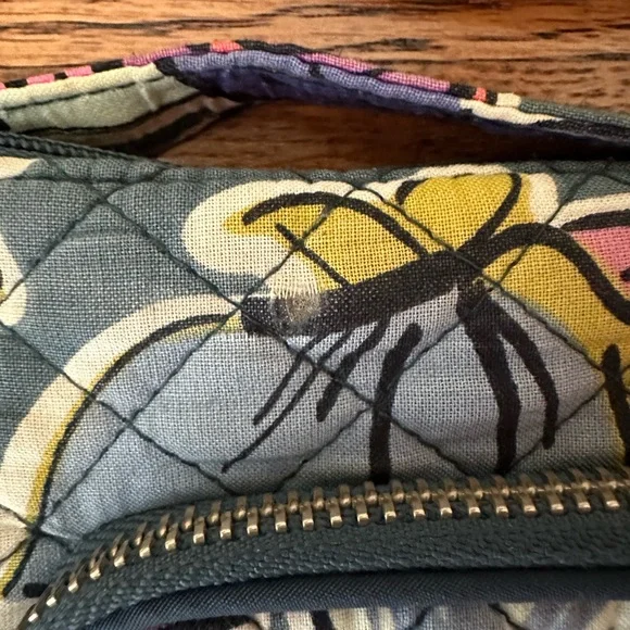 Vera Bradley Quilted Crossbody - Picture 8 of 8